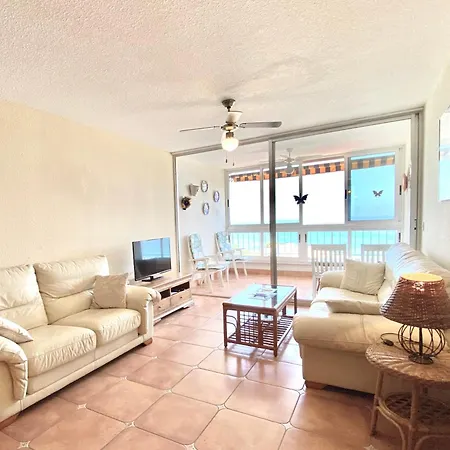 Apartment By The Sea *